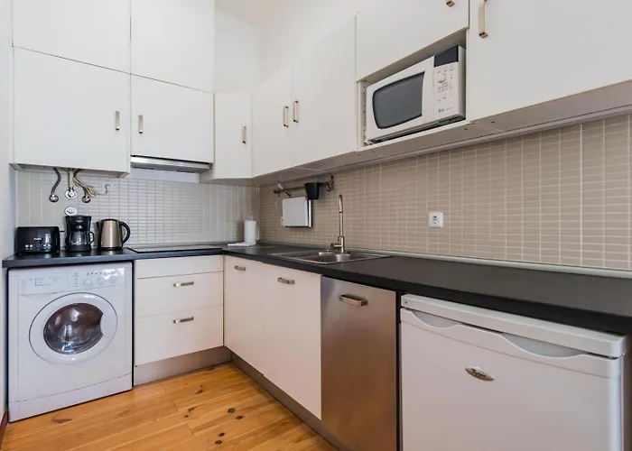 Lx Urban Living, 2br