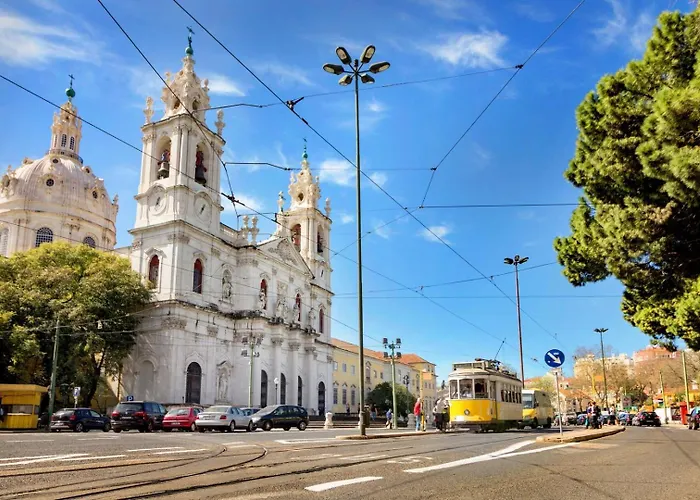 Lx Urban Living, 2br